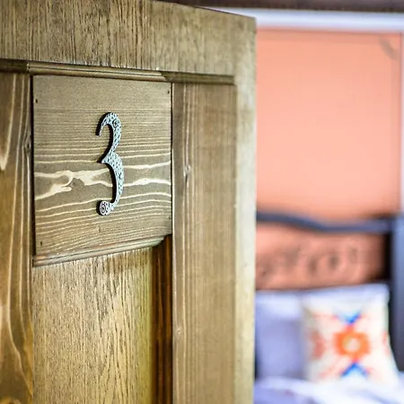 къща етно 3*